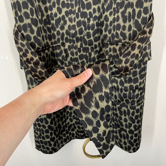 Banana Republic Short Sleeve Leopard Print Utility Sheath Dress - Picture 6 of 16